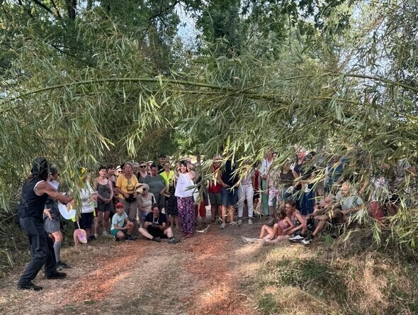 VE2026 - devant l'arche